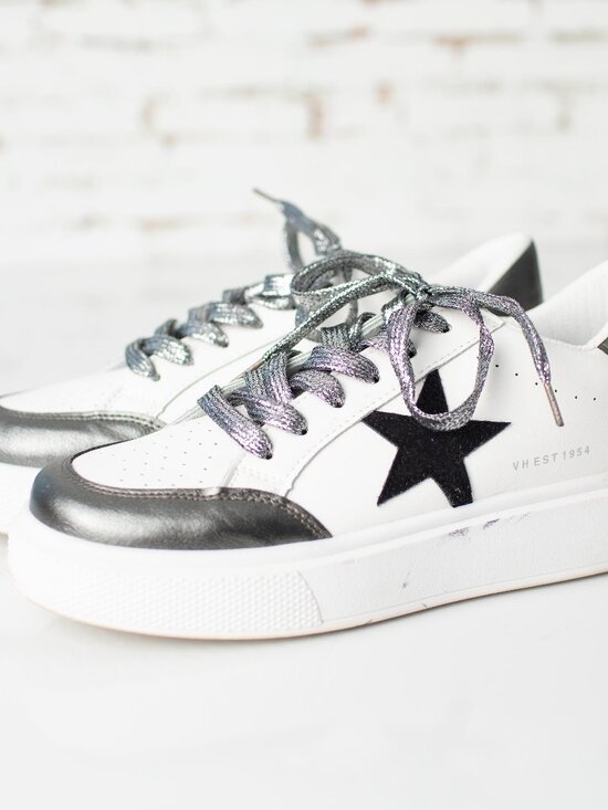 Vintage Havana Shoes - Vintage Havana Lexa Sneakers Womens Size 10 White Pewter Star Platform Shoes
